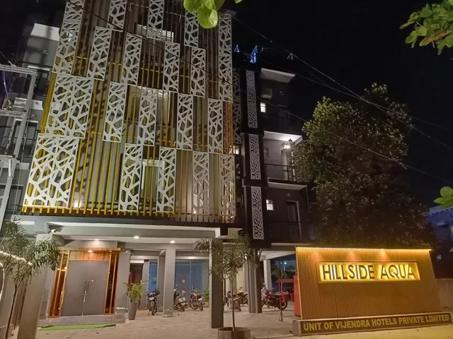 Super Townhouse OAK Hillside Aqua