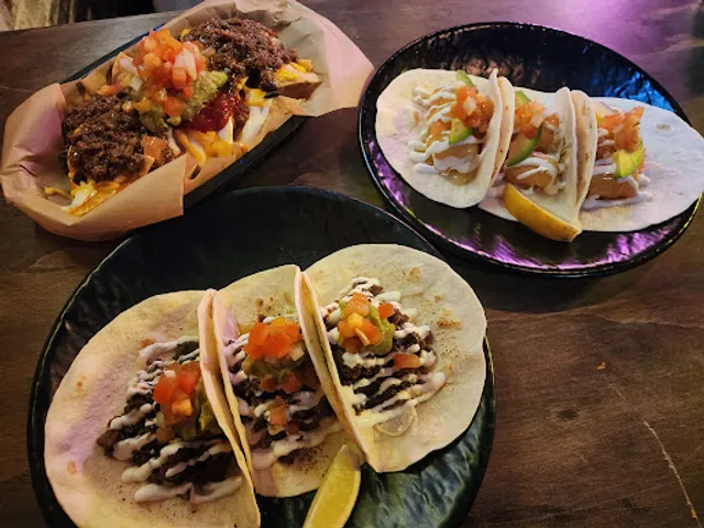 VECINO Gourmet Chicken & Tacos