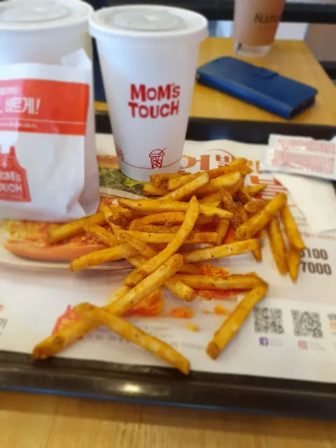 맘스터치 천안법원점