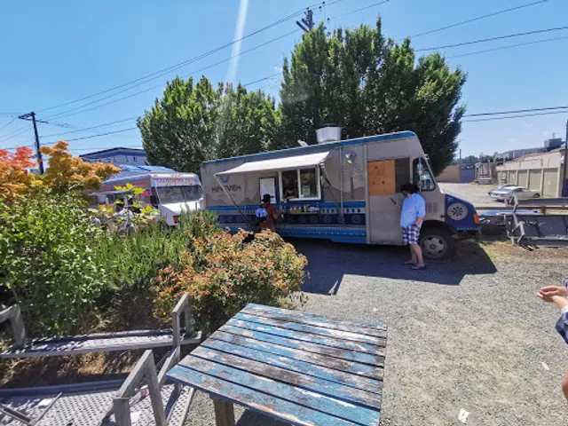 Nineveh Assyrian Food Truck