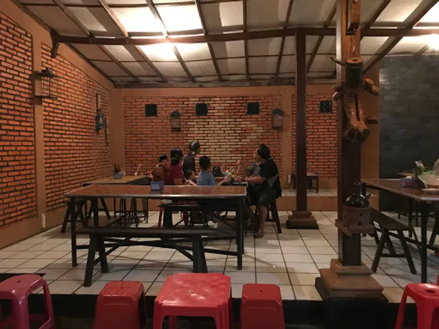 Kedai Kopi Madiun - Waroeng Kopitan