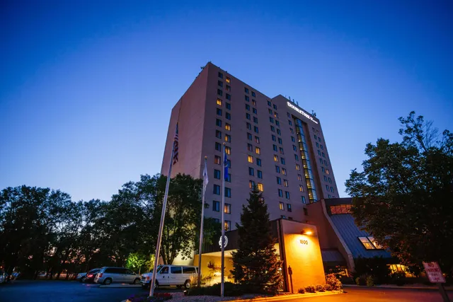 DoubleTree by Hilton Hotel Minneapolis - Park Place