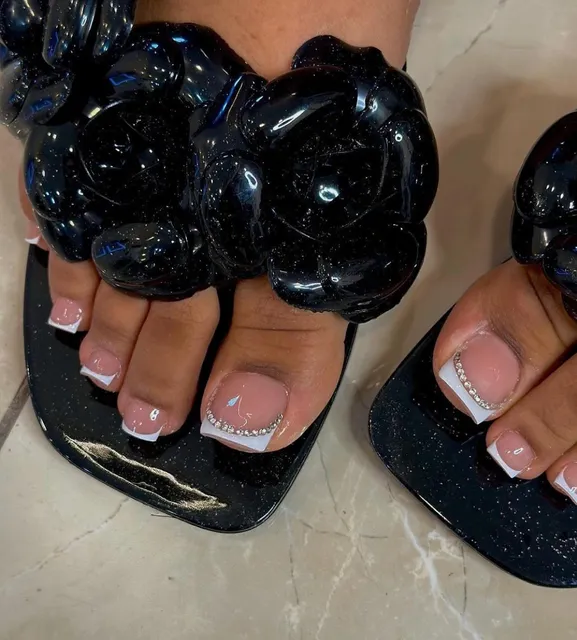 City Nails of Maywood