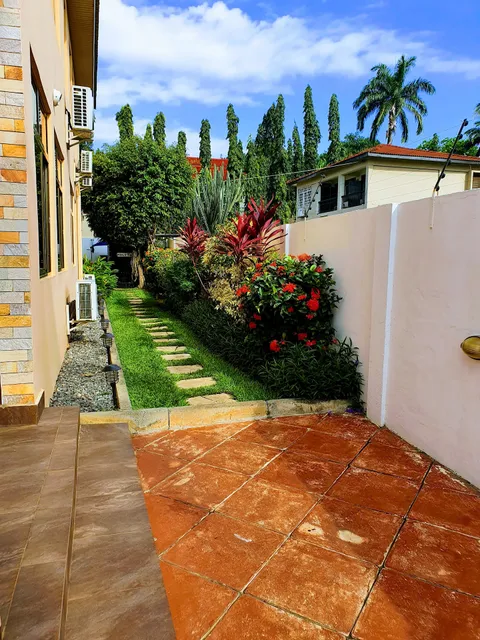 Palisades Guest House