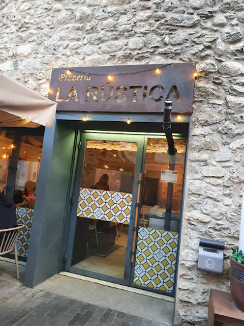 Pizzeria-Restaurant " La Rústica "
