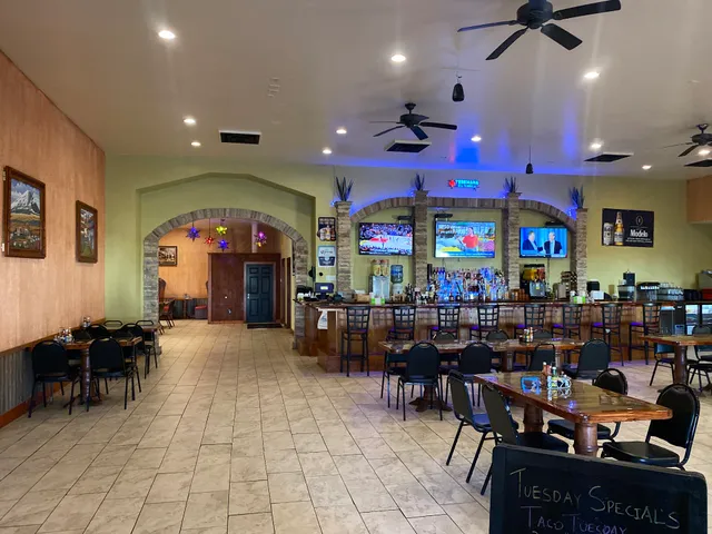 Coyote’s Mexican grill & cantina