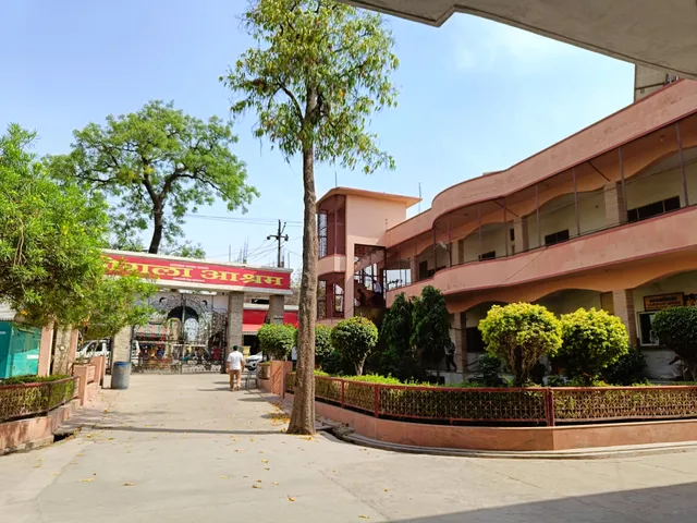 Fogla Ashram