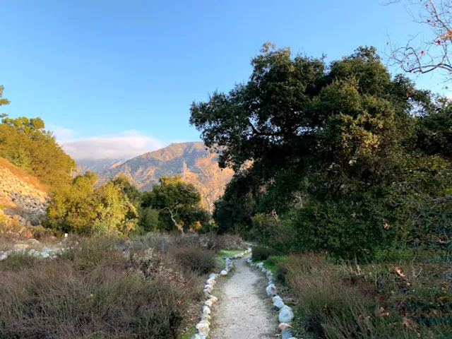 Eaton Canyon Trail Head