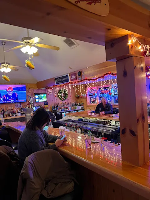 Oakland Center Tavern