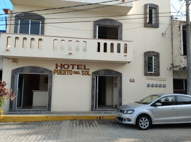 Hotel Puerta Del Sol