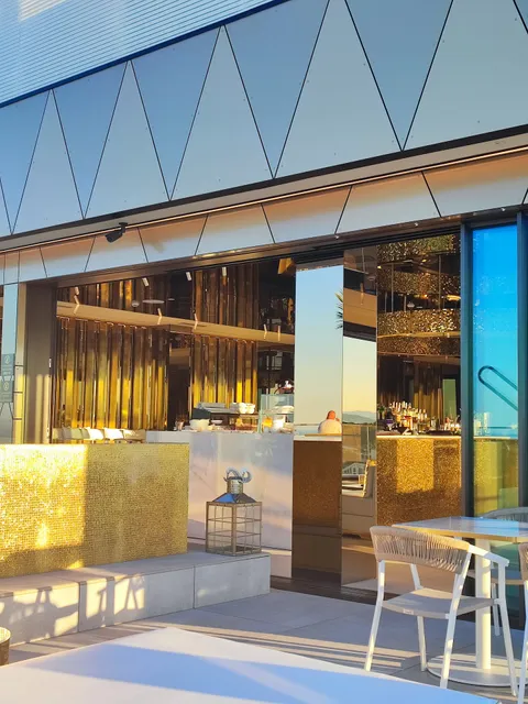 THE GOLD Riccione - Rooftop Terrace Cocktail & Sushi Bar