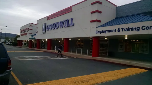 Goodwill Store & Donation Center Roseburg