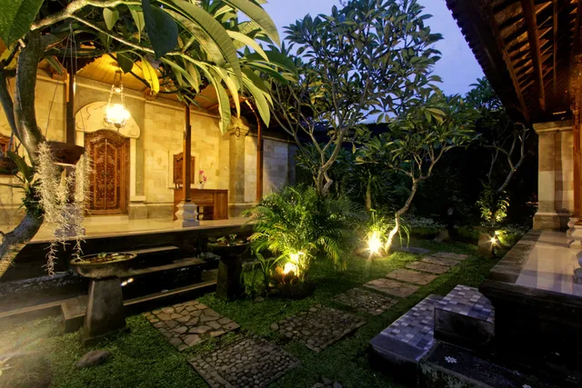 Sari house Ubud - Balinese Style Homestay