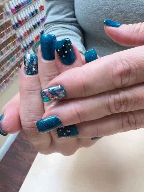 Lori Nail Salon and Spa