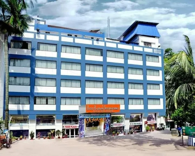Hotel Rajhans International