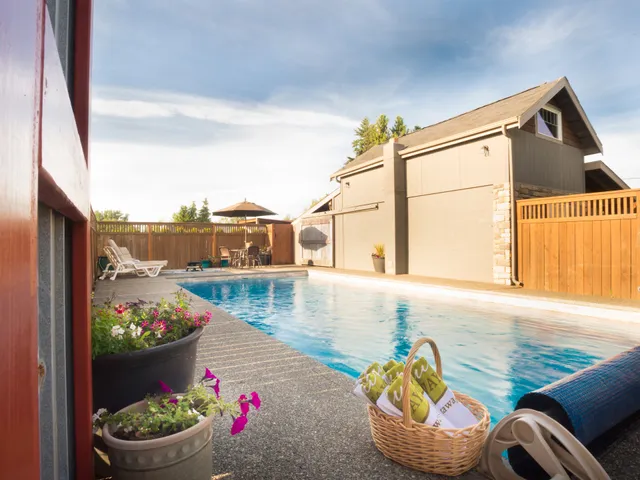 Meadowview Cottage Vacation Rental