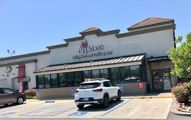 Applebee's Grill + Bar