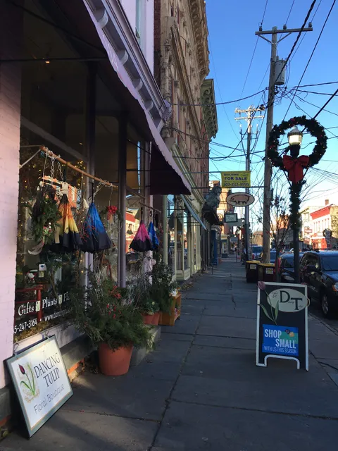 Dancing Tulip Floral Boutique