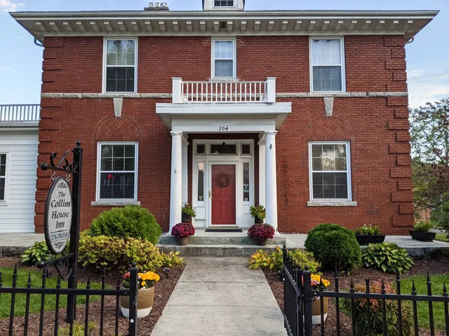 Collins House Bed and Breakfast