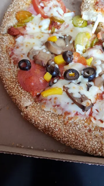 Benedetti's Pizza Real Hacienda