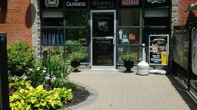 Bull and Barrel Pub