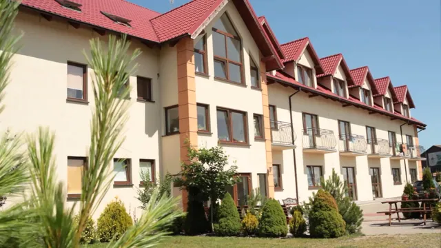 Ośrodek z basenem wypoczynkowy i kolonijny Tasarz w Rewalu