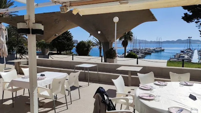 Club Nautico 2 Mares La Manga