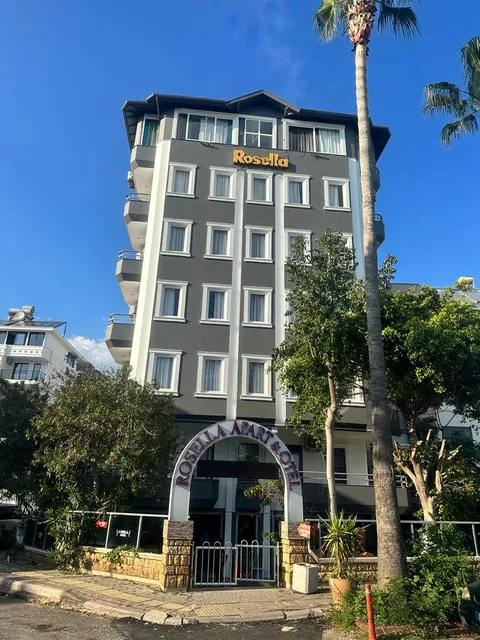 Rosella Hotel