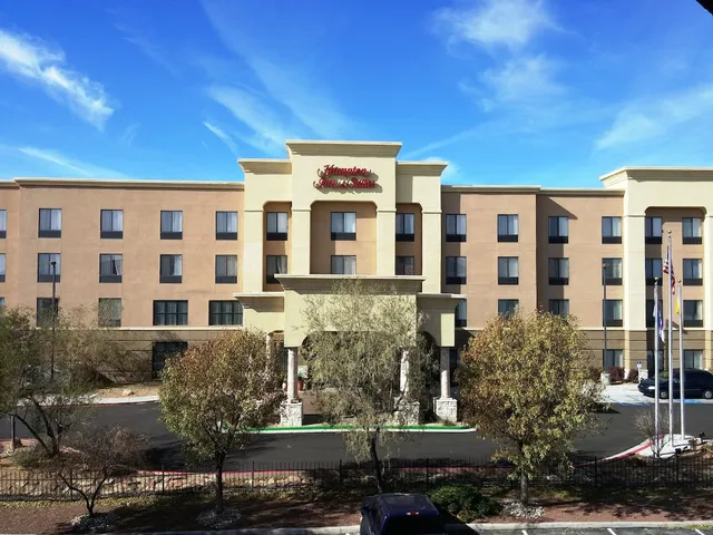 Hampton Inn & Suites Albuquerque-Coors Road