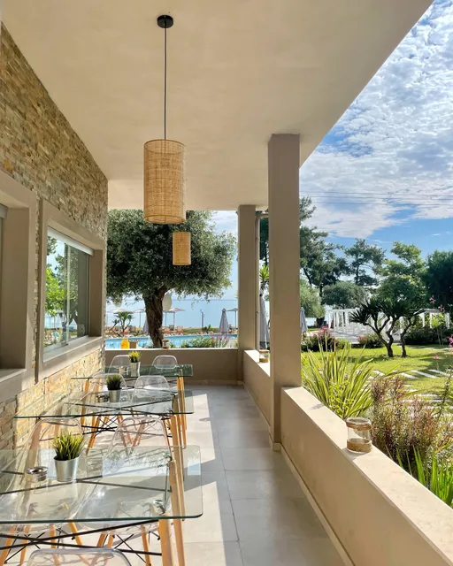 Aroma Beach Bungalows