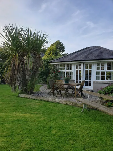 Shola Coach House Bed and Breakfast