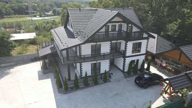 Pensiunea Vera&Mir Husi - Cazare Nonstop