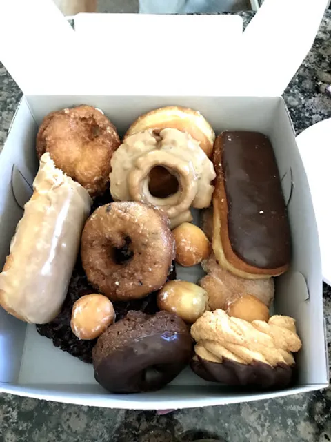 Lina's Donuts