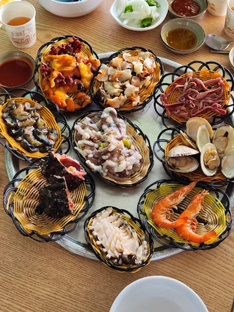 추양아줌마, 문씨할매, 노가네