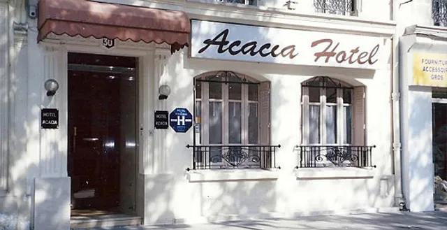 Acacia Hotel