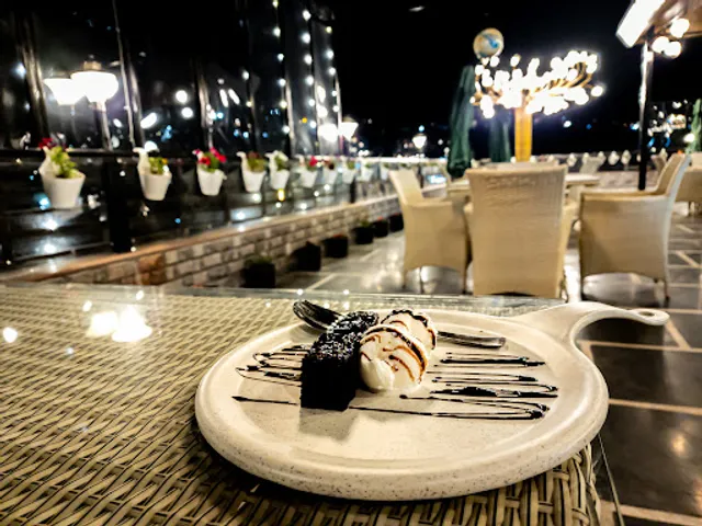 TRIBHAV - Rangri Lounge (Biggest Rooftop Bar & Cafe in Manali)