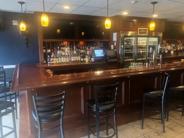 Royal Bar and Billiards