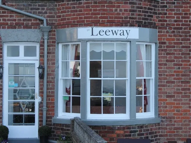 LEEWAY HOTEL