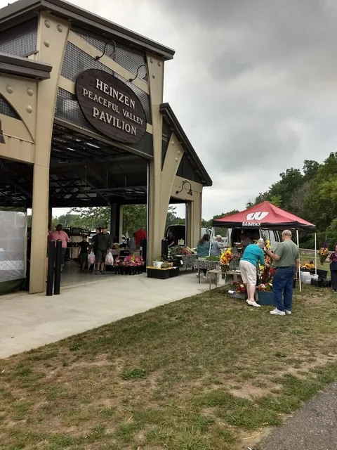 Farmer's Market At Heinzen Pavillion
