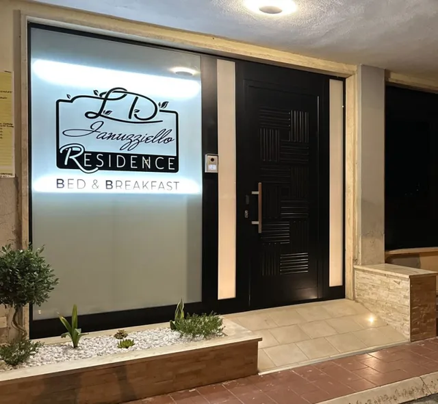 L D Ianuzziello Residence