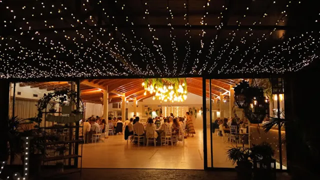 Restaurant Mirador de les Caves | Cuina amb brasa a prop de Sant Sadurní