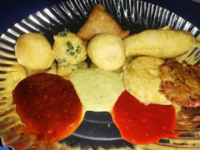 Best Mayur Bhajiya (mavdi)