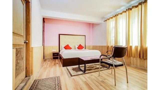 OYO 61290 Sohna Guest House
