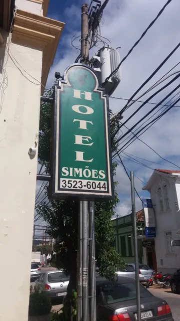Hotel Simões