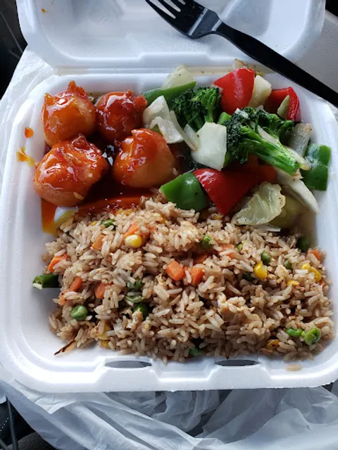 Moosomin Pizza and Chinese Cuisine