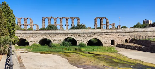 Albarregas Roman bridge