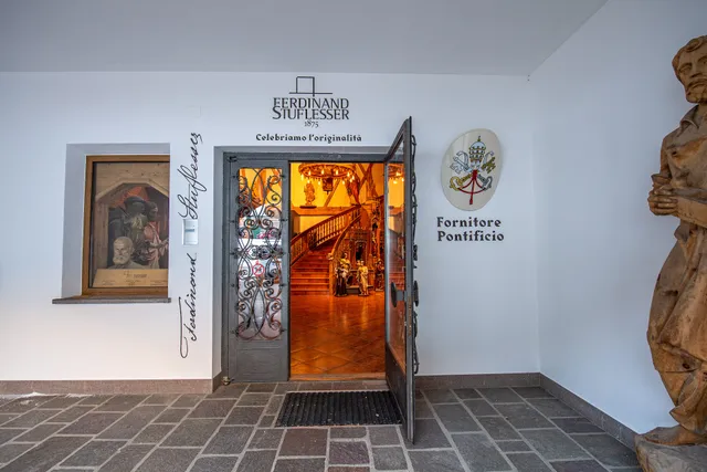 Scultore Ferdinand Stuflesser 1875, sculture in legno