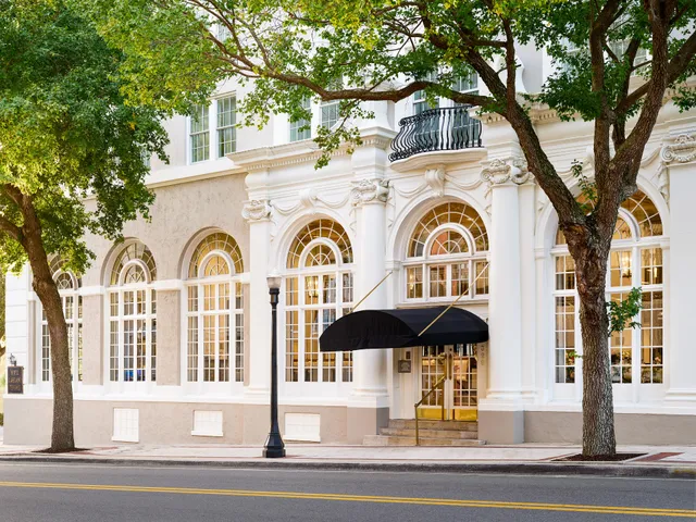 The Terrace Hotel Lakeland, Tapestry Collection by Hilton