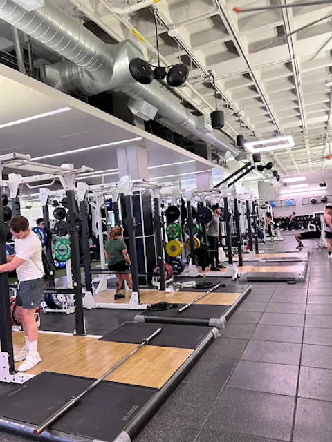 FITNESS SF - Mid Market