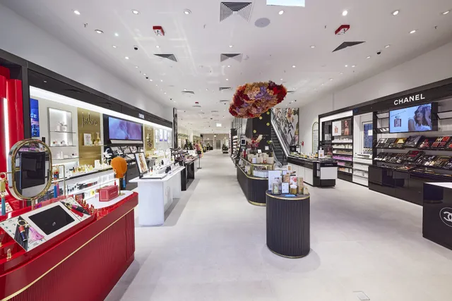 Douglas Düsseldorf House of Beauty Königsallee